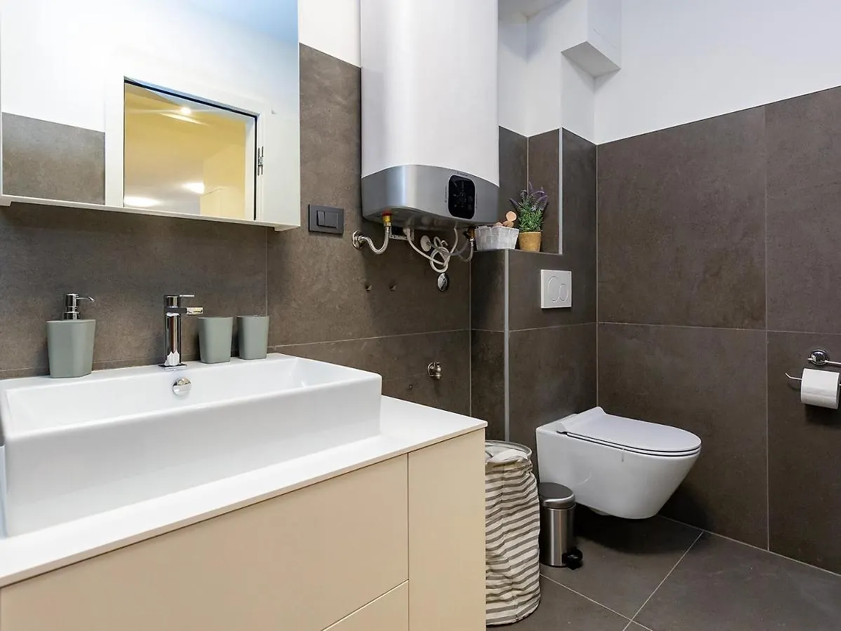 Residence Nar Porec Croatia