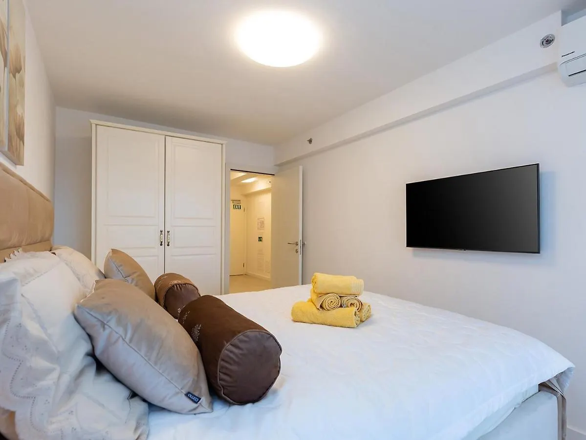 ゲストハウス Residence Nar ポレッチ